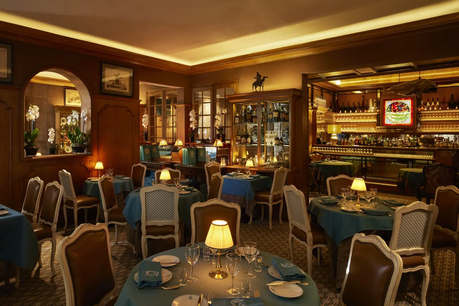 Caviar Kaspia, Paris — the first-floor dining room on place de la Madeleine