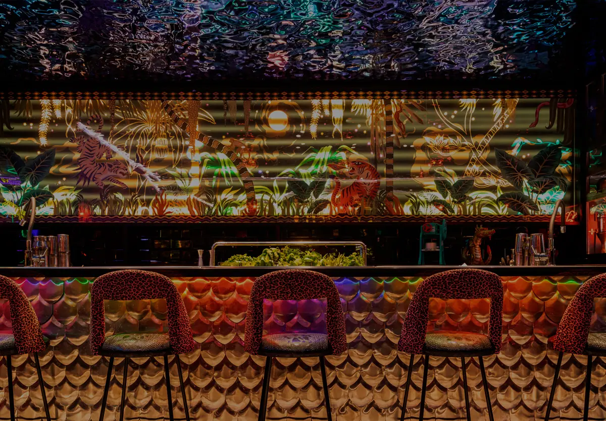 Salmon Guru, Madrid — the bar